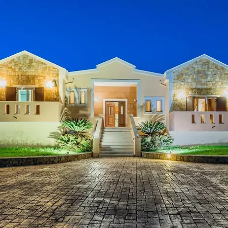 Leone Luxury * Kalamákion